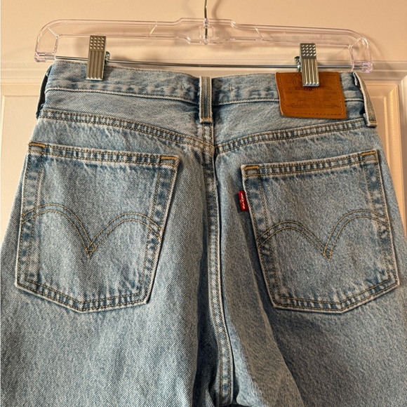 Wedgie Straight High-Rise Distressed Cropped Jeans - Picture 9 of 9